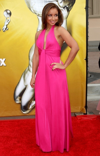 Illustration for article titled The Stars Dress To Impress At The NAACP Image Awards